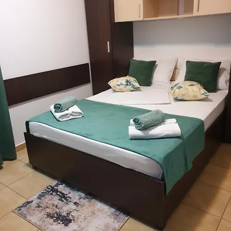 Casa Mary 3* קוסטינסטי